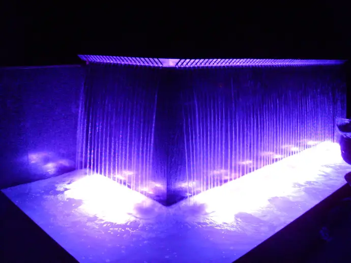 Delta Group illuminato con Trasformatori per faretti LED innovativi
